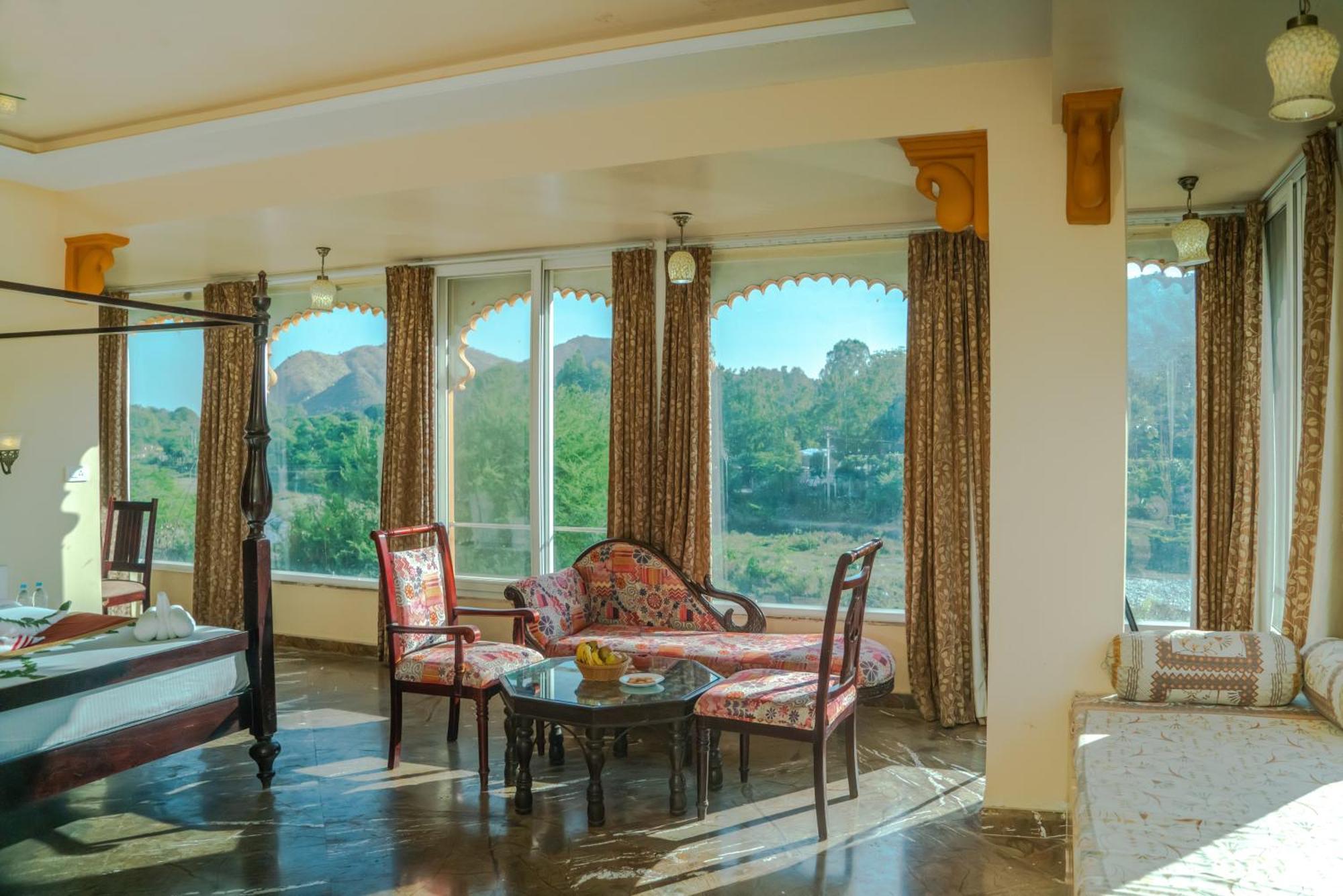 Udai Nature Valley Resort - A Peace Full Farmhouse Resort Udaipur Extérieur photo
